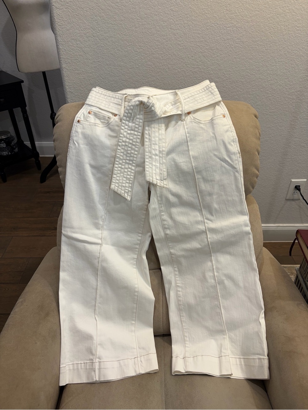 INC International Concepts White Wide-Leg Jeans with Self Tie Belt